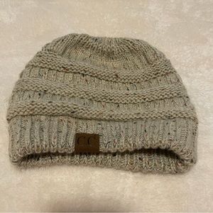 3 Items 15$! CC Bun Beanie